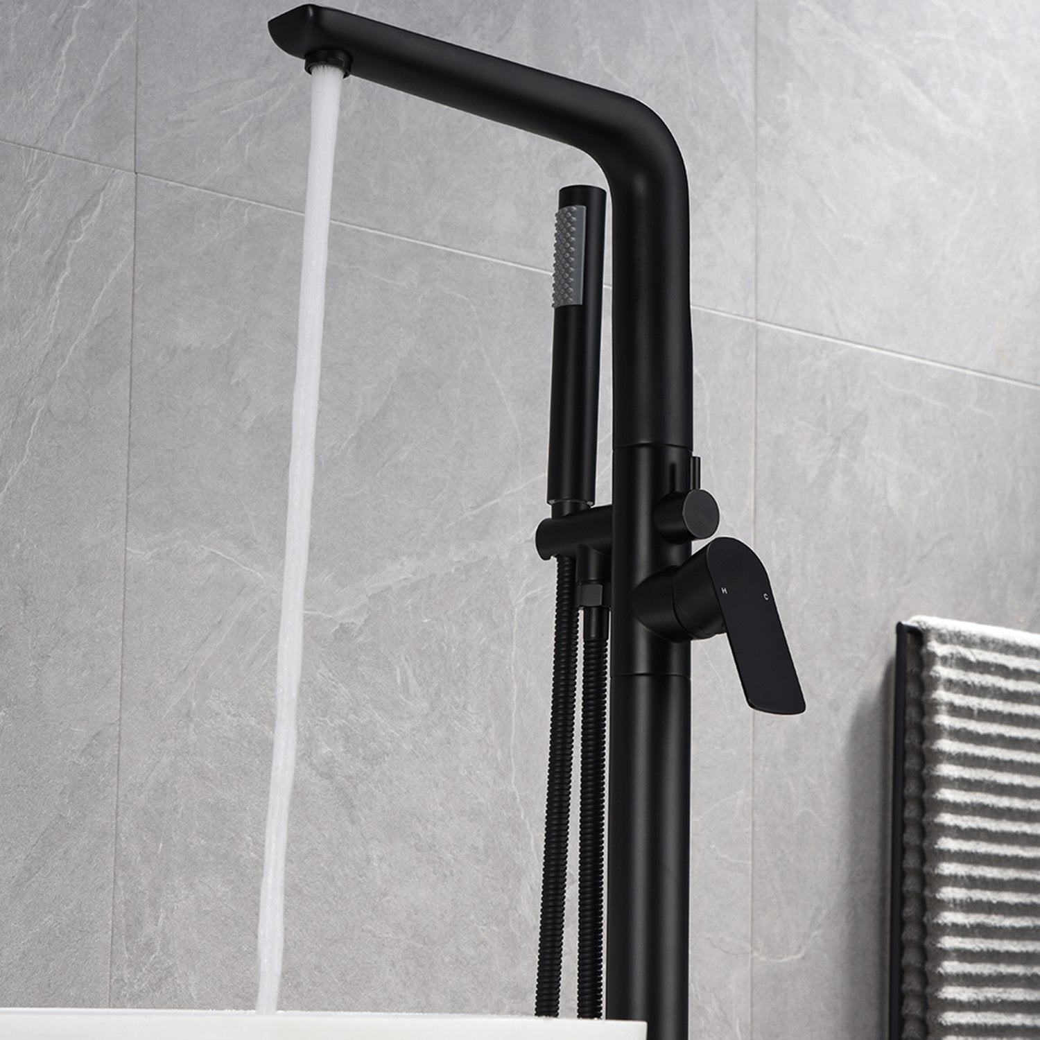 2-Handle Claw Foot Freestanding Tub Faucet with Shower in Matte Black - Alipuinc