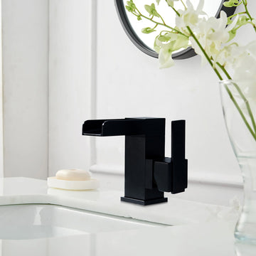 Clihome® | Single Hole 1-Handle Waterfall Bathroom Faucet in Black